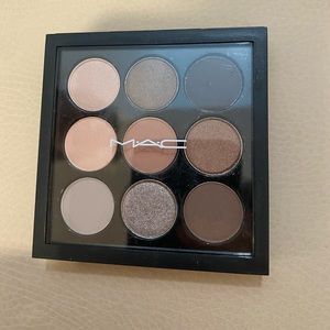 MAC dusky rose X 9 eye shadow barely used